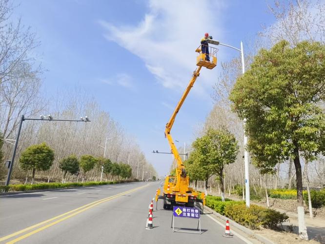 筑牢安全防线 护航城市照明